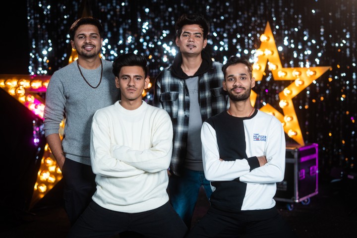 ČSMT 10 - B-Unique Crew